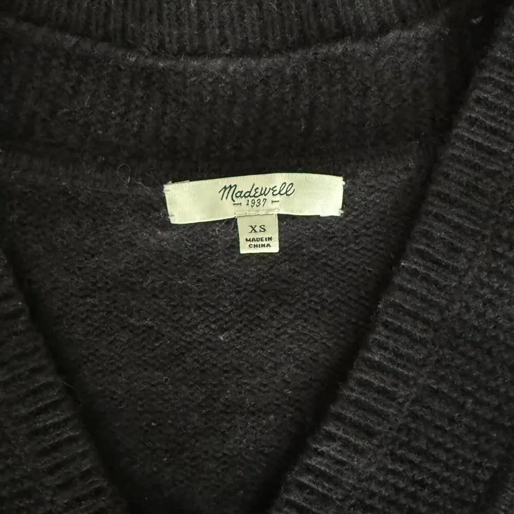 Madewell V-Neck Long Sleeve Knit Extra Small Black Boxy Sweater Women's Size XS - Picture 2 of 8